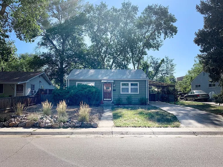 2110 S Hooker Way — Photo 2