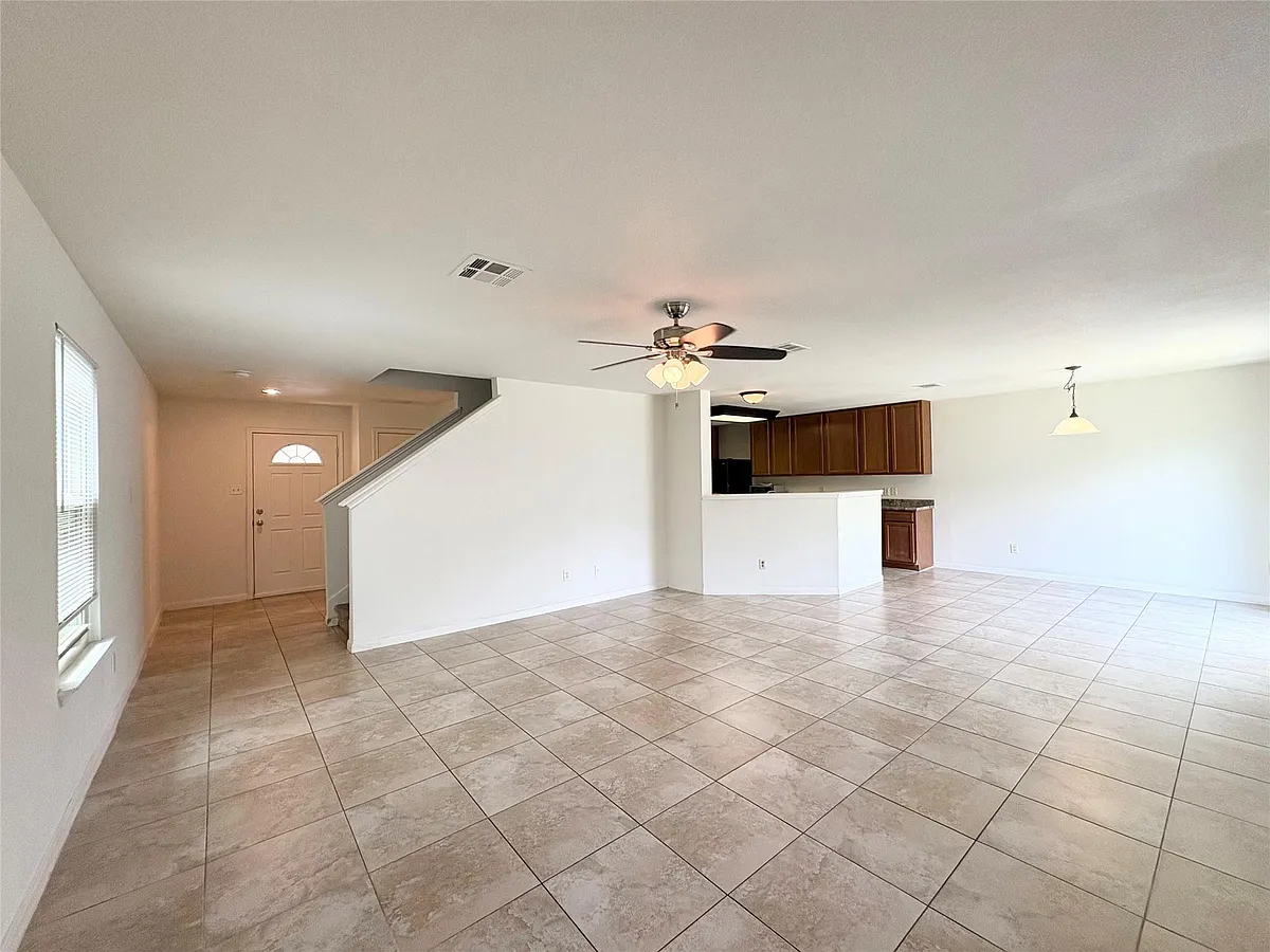 Building Photo - 2502 Perkins Pl