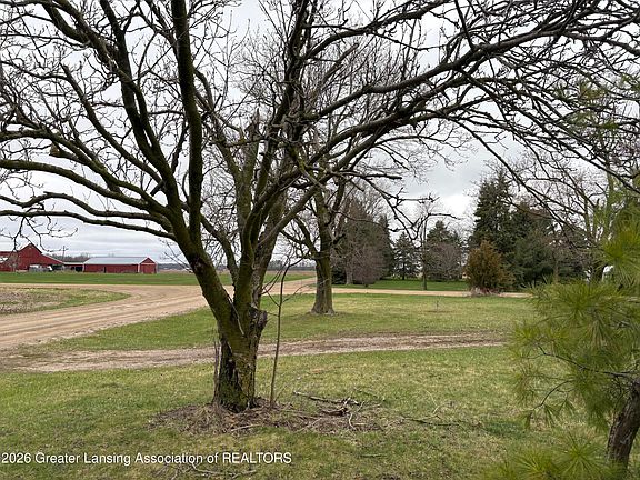 3rd image of 11010 Barnes Rd