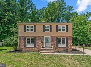 10 Dale Mills Ct, Catonsville, MD 21228