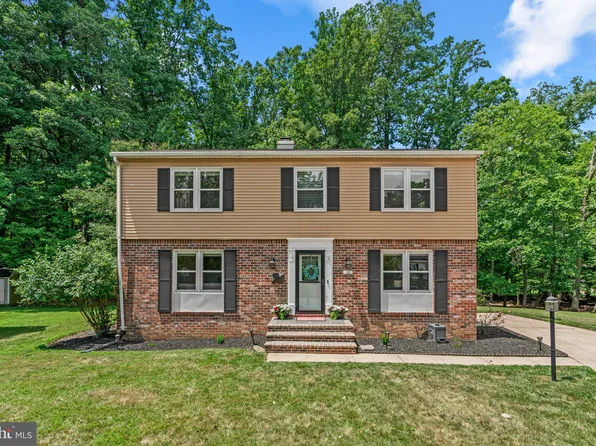 10 Dale Mills Ct, Catonsville, MD 21228