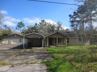 906 Old Ocean Ave, Sweeny, TX 77480