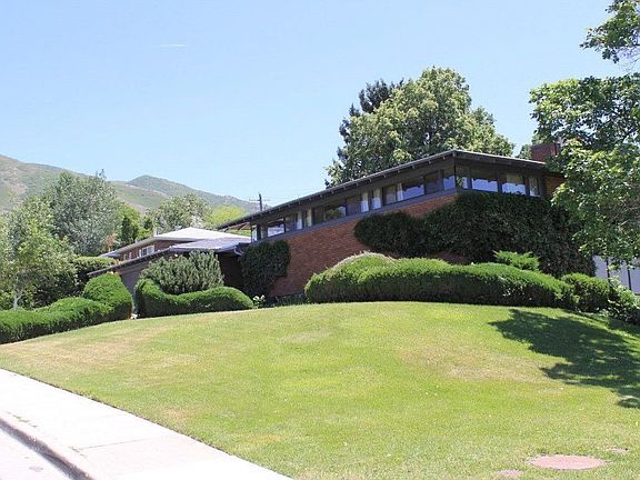 2nd image of 2588 E Nottingham Way