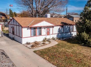 1125 River Cir, Bloomfield, NM 87413