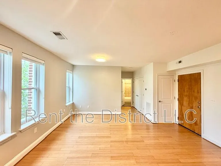 3318 Sherman Ave NW #206 — Photo 3