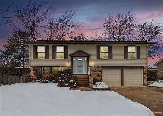 1st image of 223 Freeport Dr
