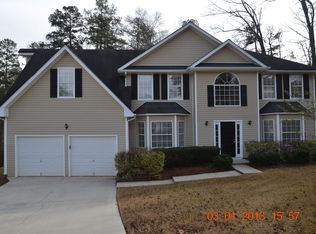520 Carriage Walk Ct, Stone Mountain, GA 30087