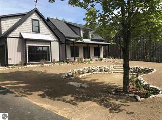 2270 Hayfield Dr, Traverse City, MI 49685