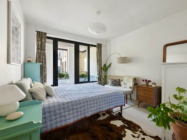 58 Saint Marks Place image 10 of 26