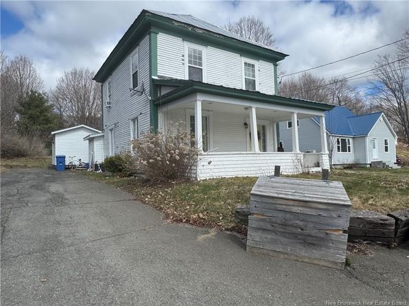 130 Queen St S, Woodstock, NB E7M 2N3