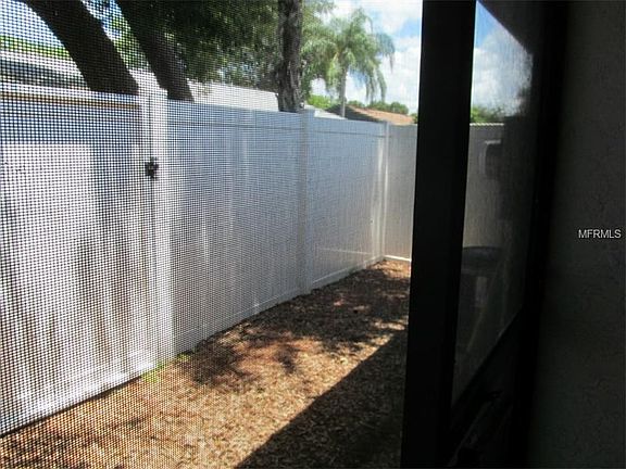 5th image of 7323 Parkside Villas Dr