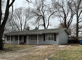 443 S 4th St, Caseyville, IL 62232