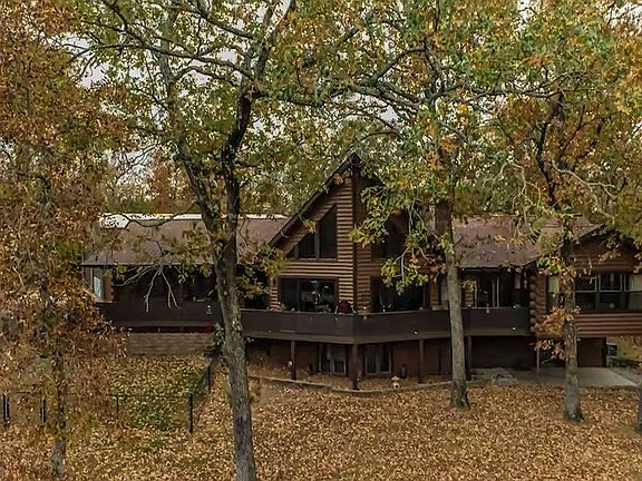 2nd image of 21 Rock Haven Ct