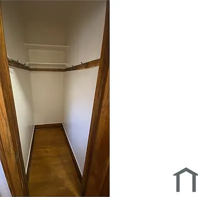 3 bed, 1300 sqft, $2,200 — Photo 2