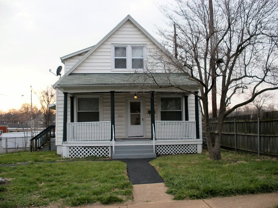 1st image of 2533 Verona Ave