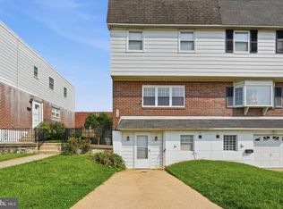 9749 Evans St, Philadelphia, PA 19115