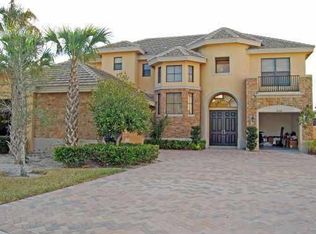 10528 Vignon Ct, Wellington, FL 33449