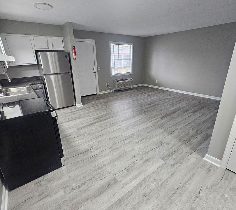 1st image of 1213 W Reservoir St #23