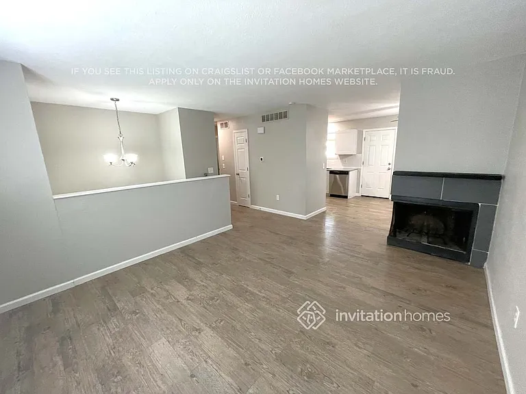 14560 E Tufts Ave — Photo 2