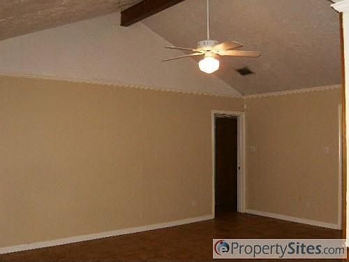 4th image of 16306 Green Shade Dr