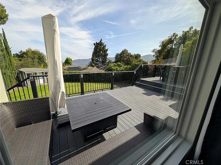 2828 Henrietta Ave — Photo 41