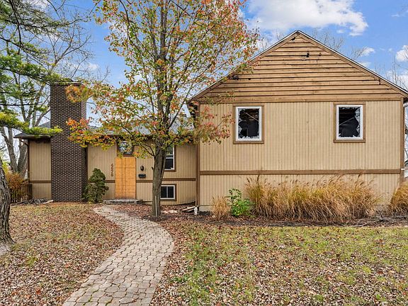 2nd image of 2026 Braemar Dr