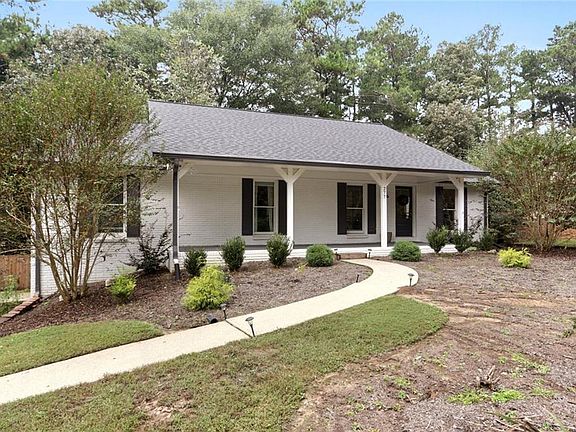 2nd image of 277 Machelle Ln