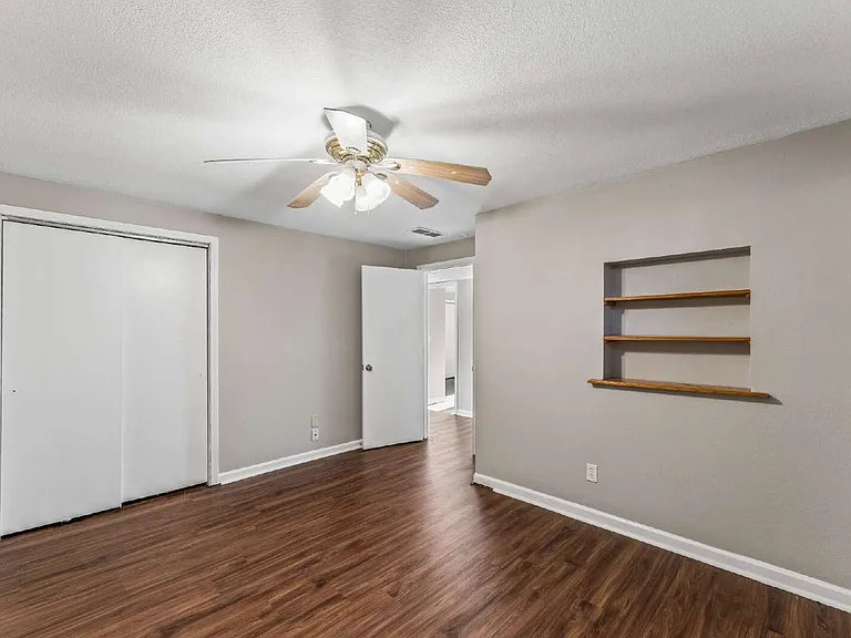 804 Pine St — Photo 20