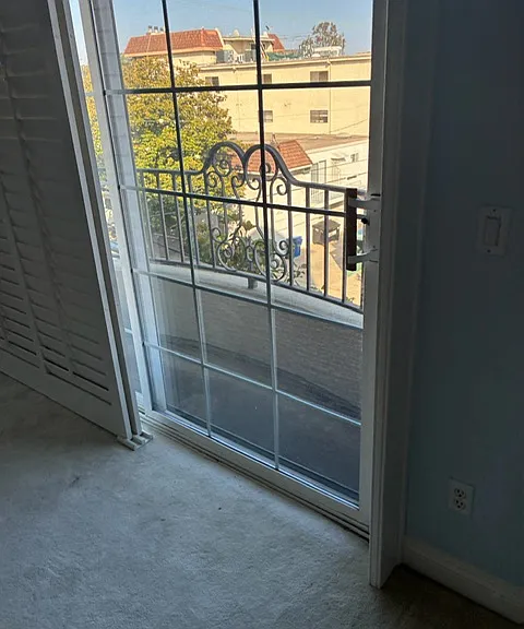 1830 Pelham Ave #301 — Photo 17