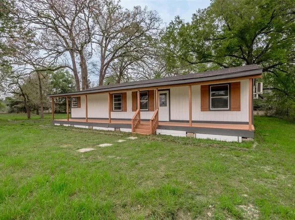 26353 Bedias Dr, Bedias, TX 77831