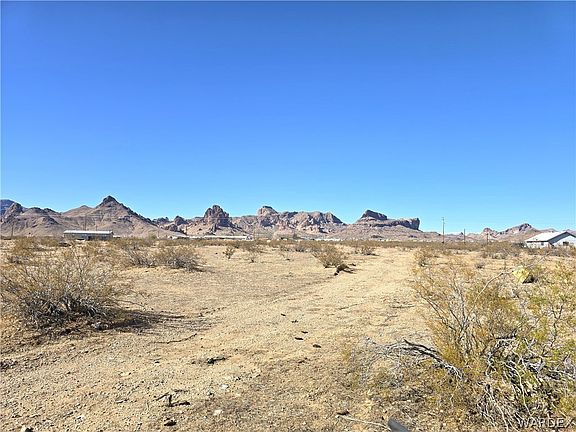 3rd image of 2449 S Canelo Rd