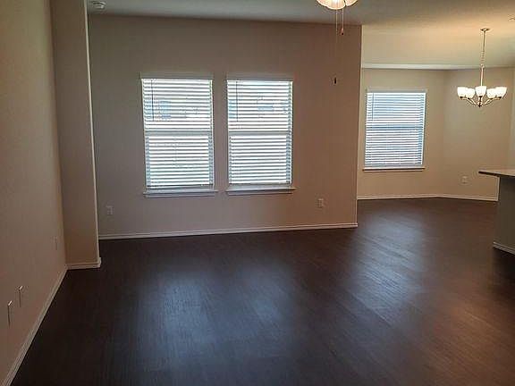 3rd image of 1324 Kiskadee Branch Dr