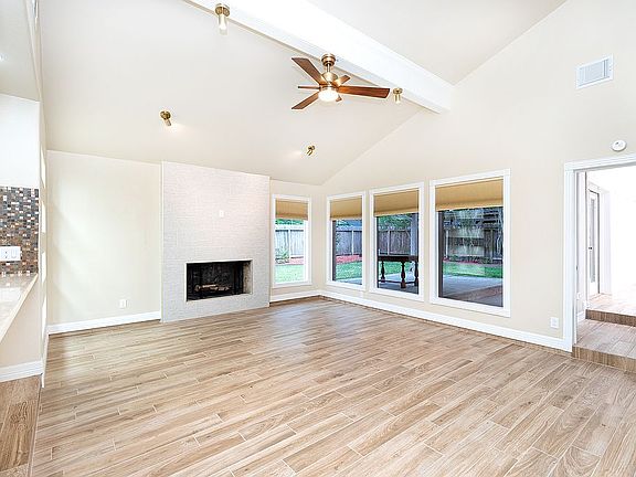 4th image of 5005 Bromley Dr