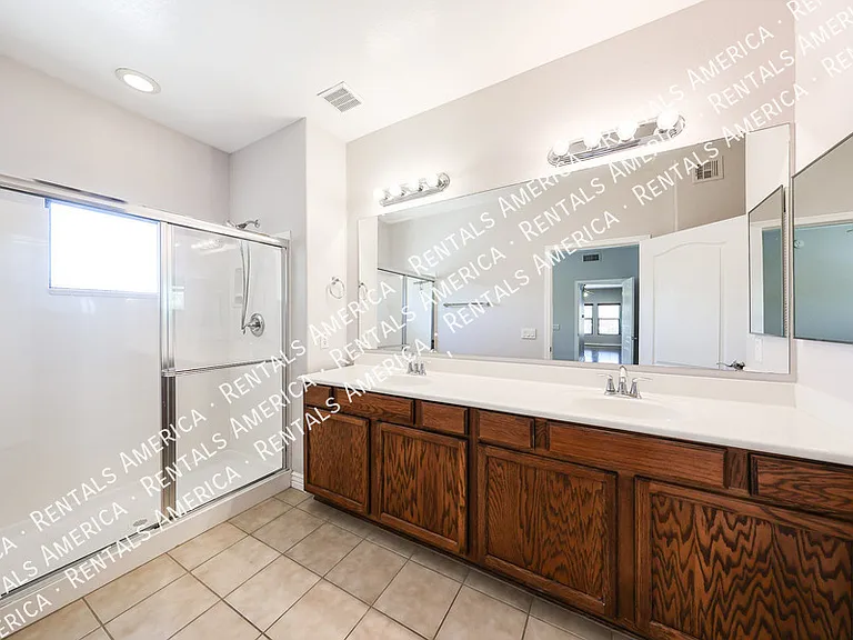 21320 N 56th St #2021 — Photo 32