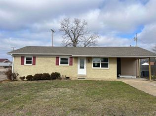 45 Baker St, Savannah, TN 38372
