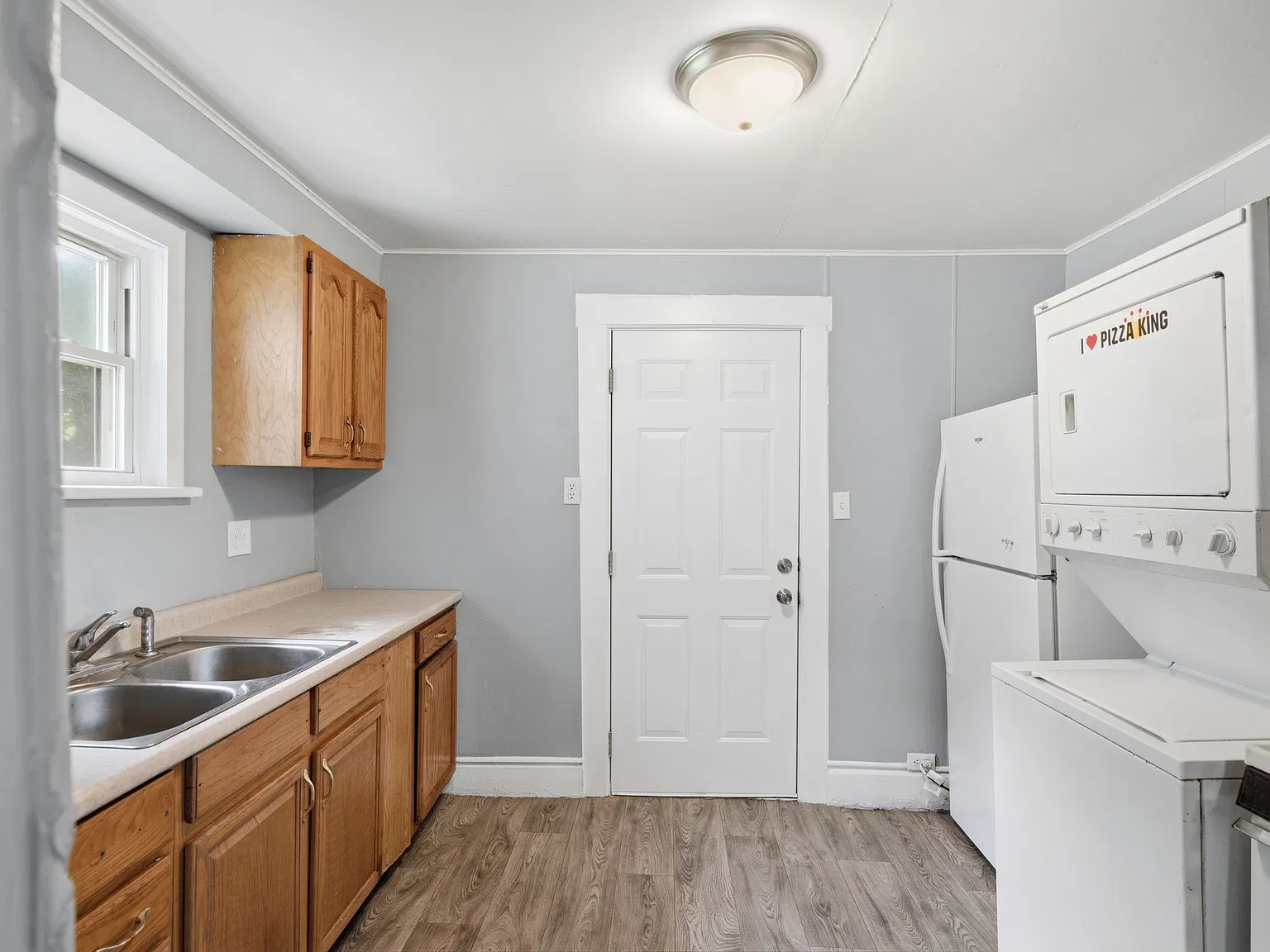2 bed, 1338 sqft, $925 — Photo 3