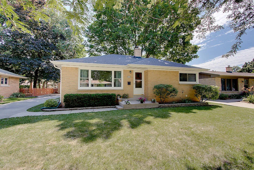 7501 W Dakota St photo 1