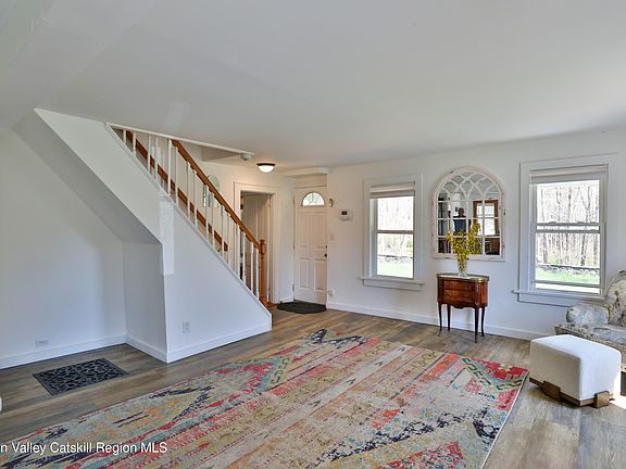 5th image of 176 Williams Road