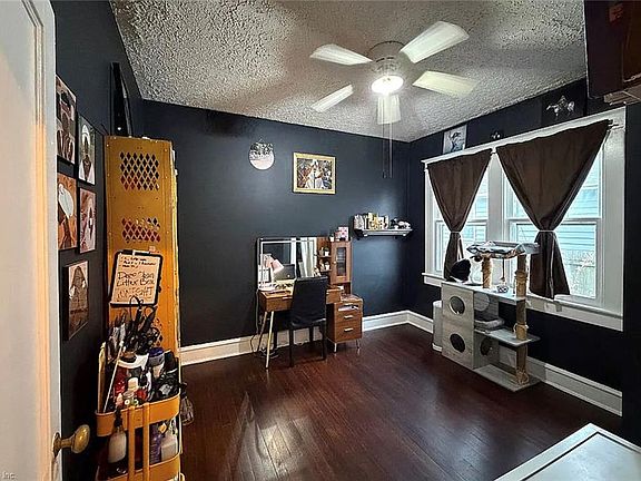 5th image of 405 Buckroe Ave