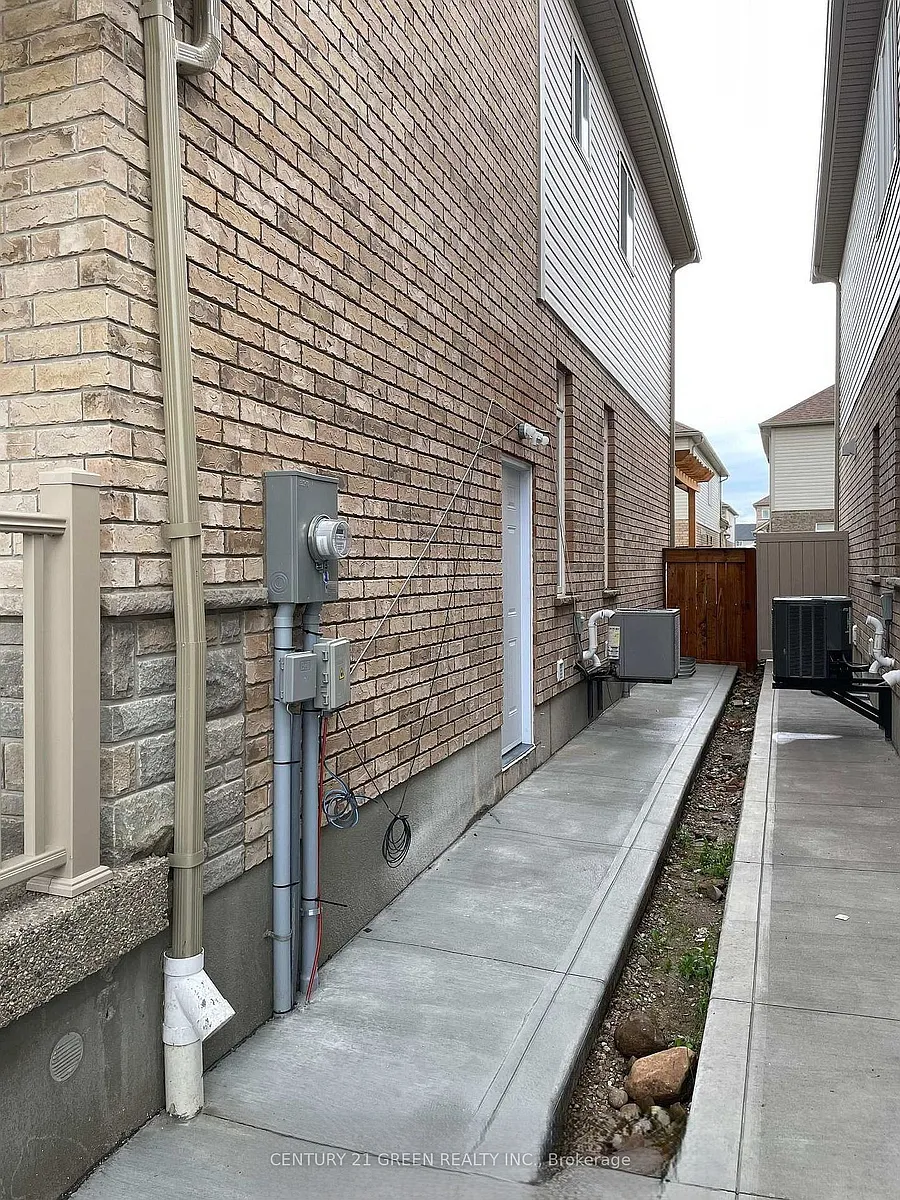 Building Photo - 336 Rivertrail Ave #BASEMENT