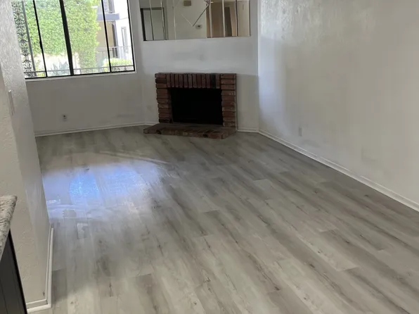 2125 N Ohio Ave #A, Signal Hill, CA 90755