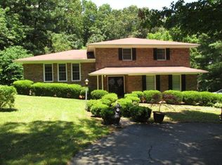 23 Valley Mill Rd, Swoope, VA 24479