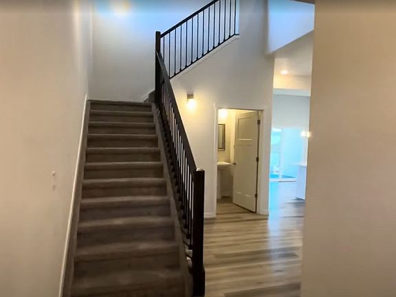 3rd image of 5699 Villa Lorenzo Dr