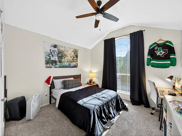 1011 Aylesbury Dr — Photo 40