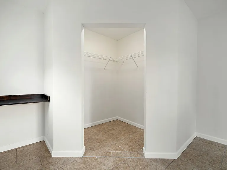 215 S 11th St #1 — Photo 10