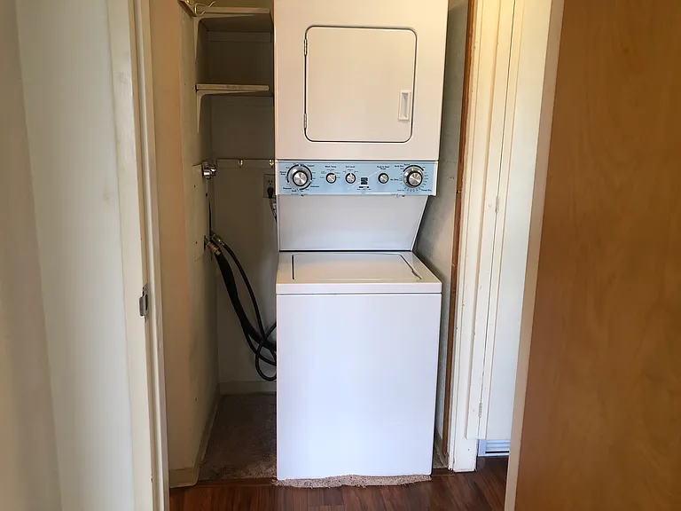 1220 NW State St #18 — Photo 10