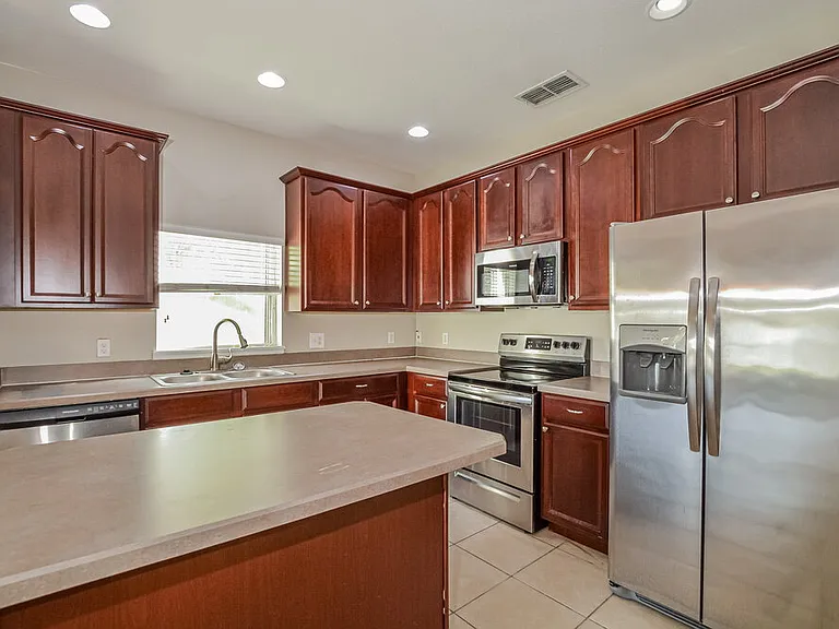 2061 Ribbon Falls Pkwy — Photo 7