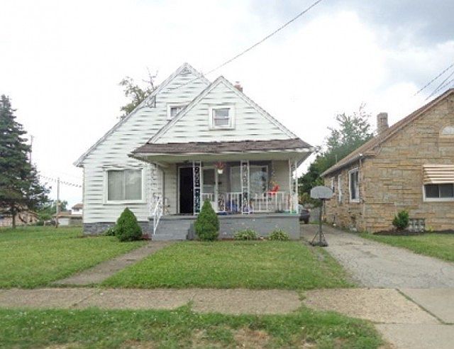 2nd image of 173 N Hazelwood Ave