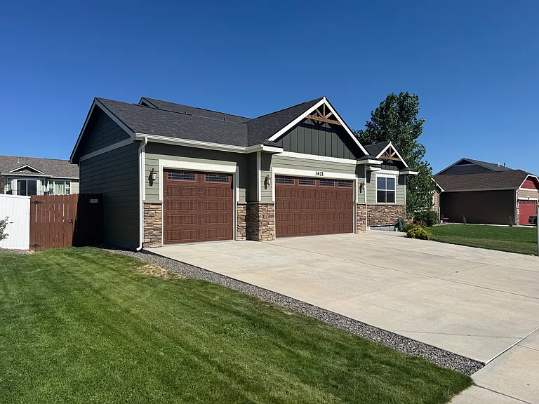 3621 Blue Sage Rd — Photo 3