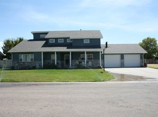 511 Tuscarora Ct, Satanta, KS 67870